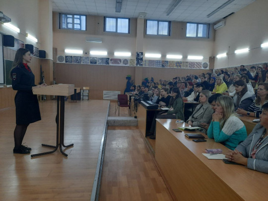 Родительские собрания  с рассмотрением вопросов по БДД.